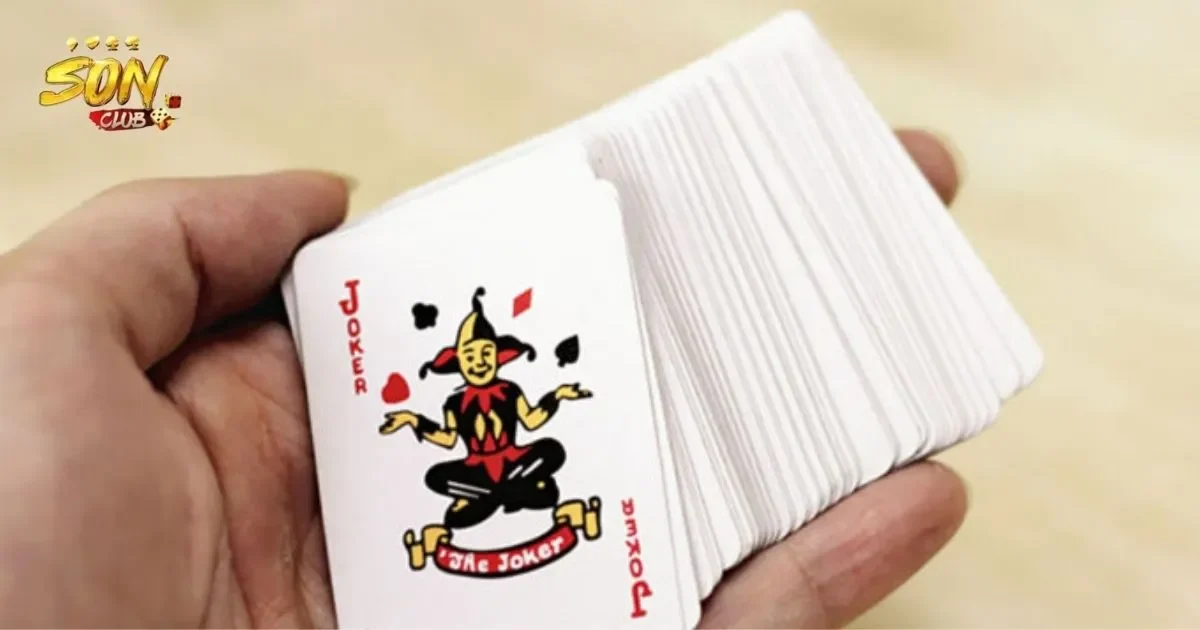 Phân Tích Bài Đối Thủ