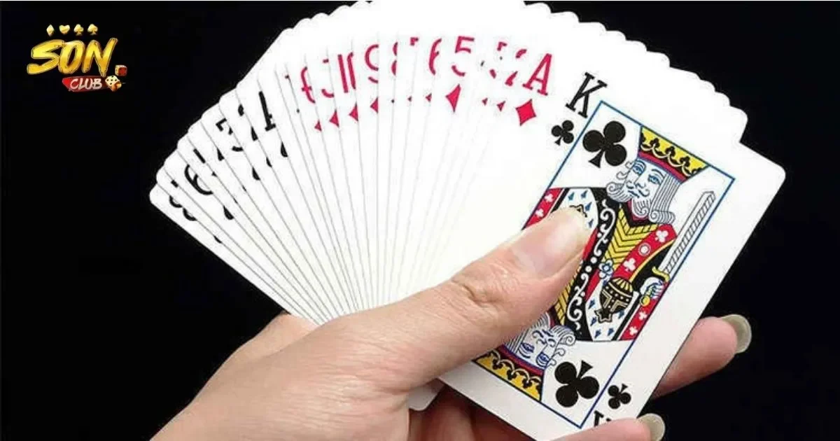 Chiến Thuật Chơi Hiệu Quả Trong Game Bài Sâm Lốc